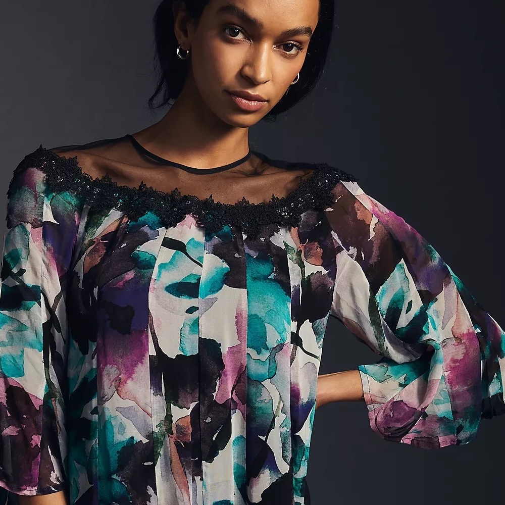 Flutter-Sleeve Lace Mini Dress - Picture 6 of 15